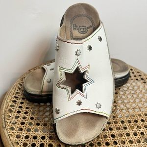 Vintage 90’s Dr Marten Star Cutout Sandals